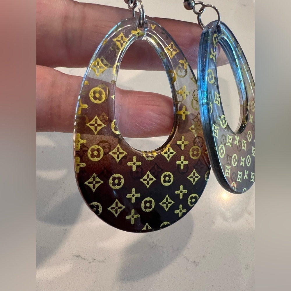 Hard Plastic Statement Earrings - image 6